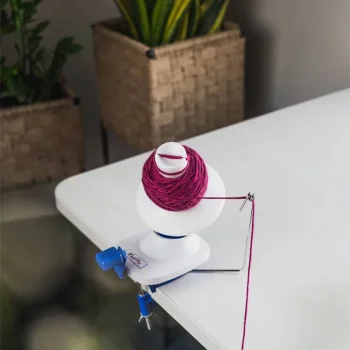 (Bild für) KnitPro Knäuelwickler