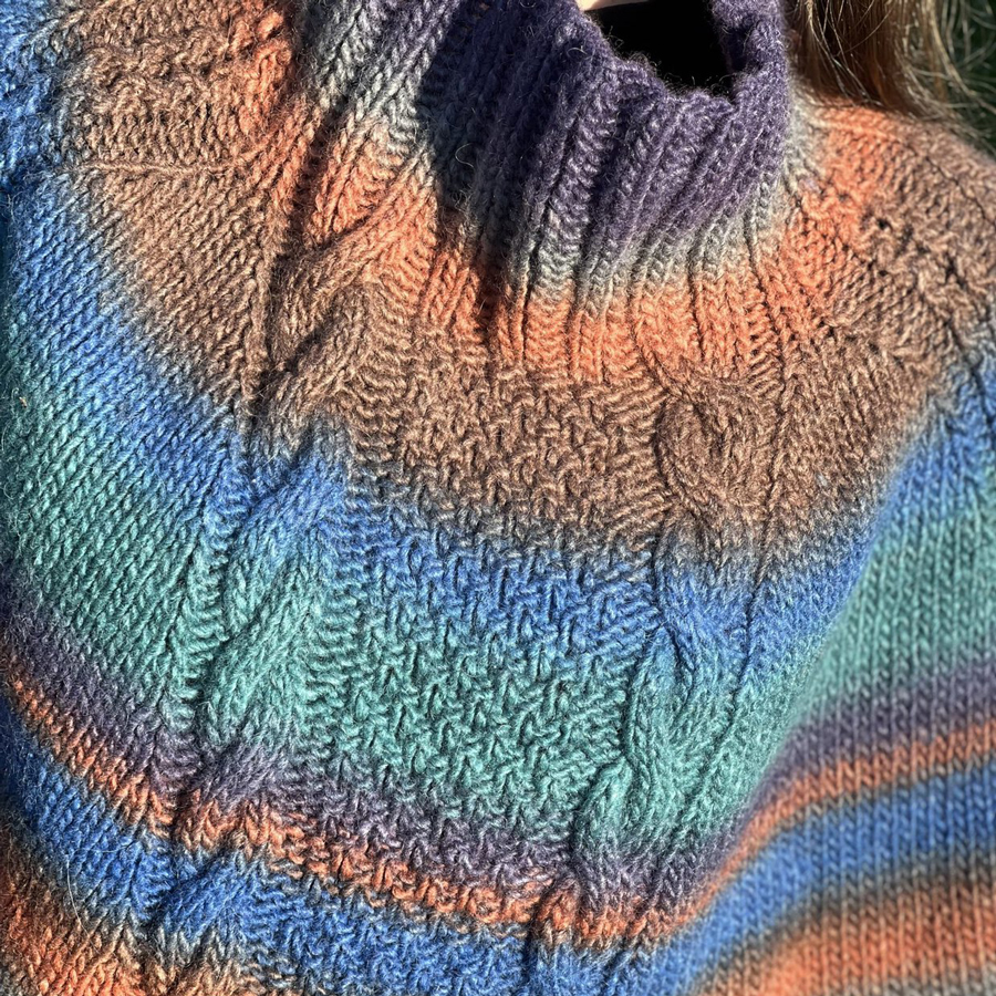 Cape Daphne gestrickt mit Sesia Maxxi
